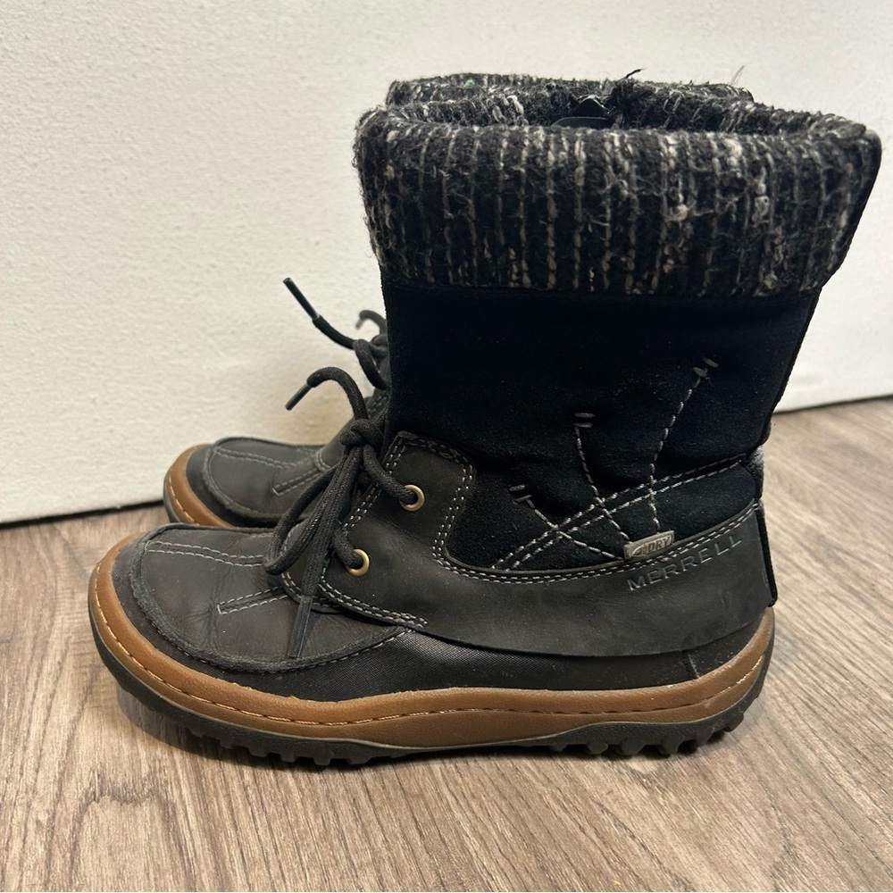 Merrell Black and Brown Knit Cuff winter boot with side zipper